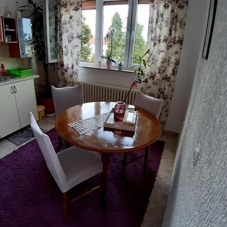 Lea City Center Apartment *